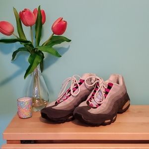 Women's Nike Air Sneakers